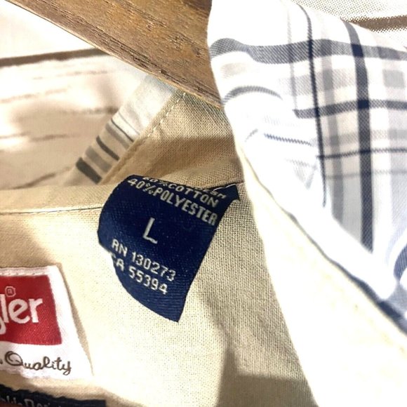 Wrangler Mens Shirt L Gray White Plaid Checkered Wrinkle Resist Button Down - Picture 3 of 9